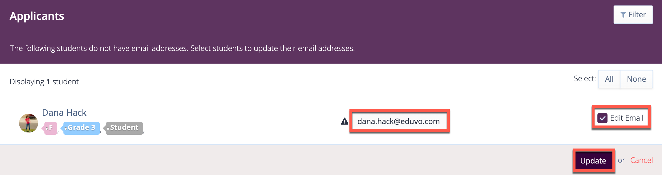 Captura de pantalla: Se mostrará una confirmación de que las direcciones de correo electrónico se han actualizado.