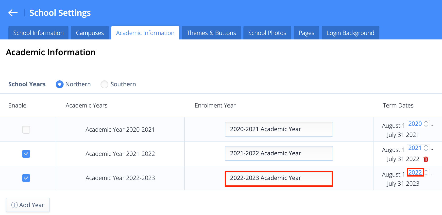 Captura de pantalla: Para agregar un año anterior, cambie el año seleccionado en Fechas del período después de agregar el nuevo año.